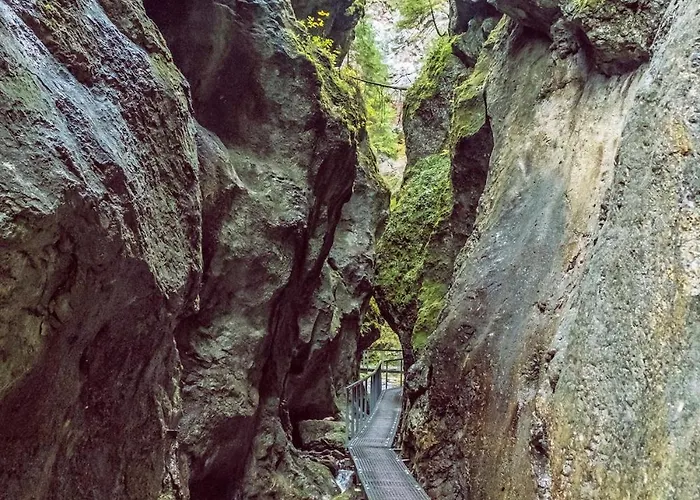 Janosikuv Pramen - Horska Wellness * Zázrivá